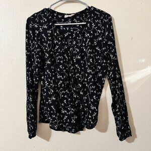 Universal Thread Floral Long Sleeve Faux Wrap Top, size M